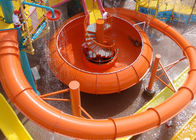 高速スペース ボール水スライドの水公園の構造の赤い黄色